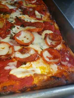 Venice Pizza And Trattoria