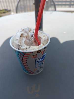 Dairy Queen (treat)
