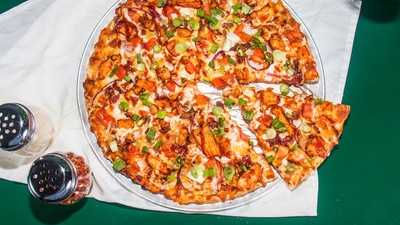 Round Table Pizza