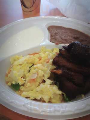 Veronica's Bakery & Cafe