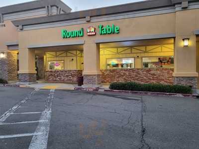 Round Table Pizza