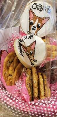 Sweet Tempations Cupcake