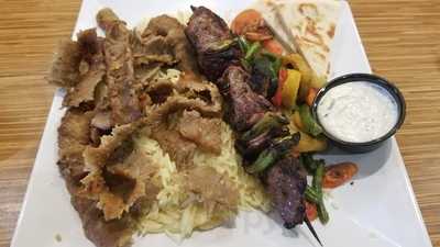 Daphne’s California Greek