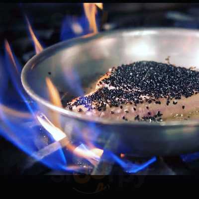 Fat Kahuna's Beach Side Grille