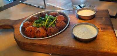 Two Cities Pizza Company