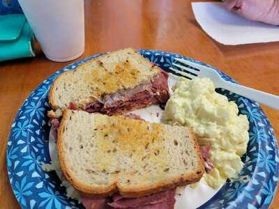 Beachside Grill & Deli