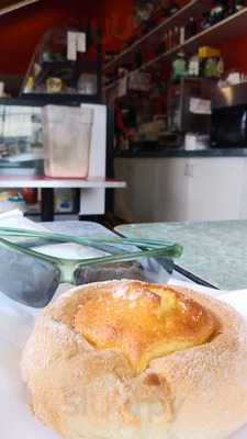 Karina's Mexican Bakery