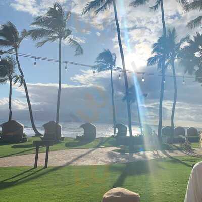 Pau Huaka'i Tiki Bar