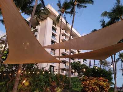 Pau Huaka'i Tiki Bar