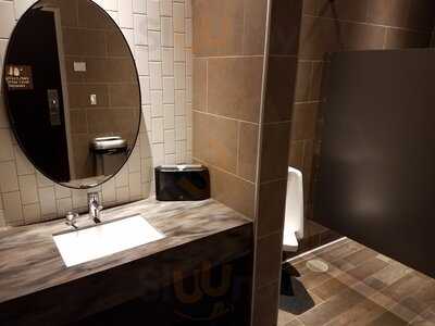 Brixx Wood Fired Pizza