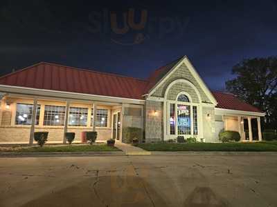 Eric’s Too Family Restaurant And Lounge