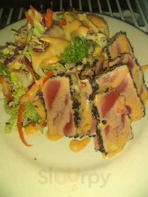 Dingus Mcgees Roadhouse