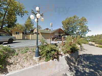 Dingus Mcgees Roadhouse