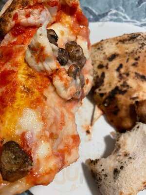 Mangia & Bevi Pizzeria Napoletana