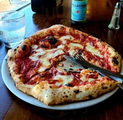 Mangia & Bevi Pizzeria Napoletana