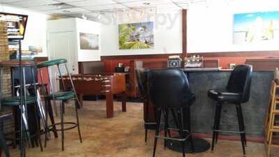 Bruno's Beachside Pizzeria