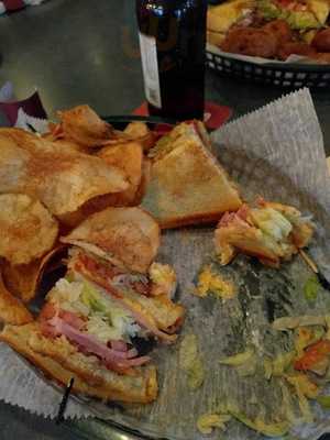 James' Third Base Sports Bar And Grill