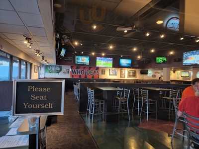 James' Third Base Sports Bar And Grill