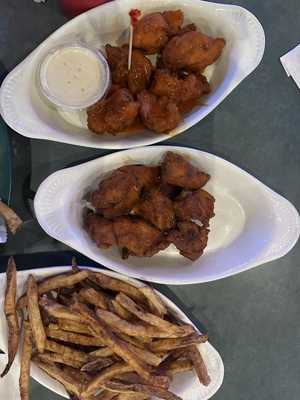 James' Third Base Sports Bar And Grill