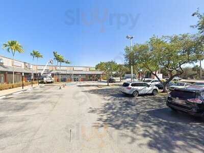 Delvecchio’s Pizzeria & Italian Restaurant