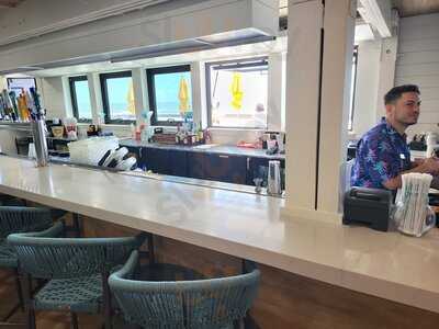 Pier 62 Oceanfront Restaurant & Bar
