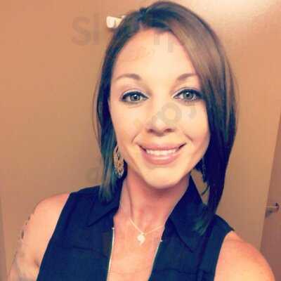 The Avenue Tavern & Grille