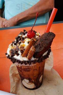 4th Street Fillin Station