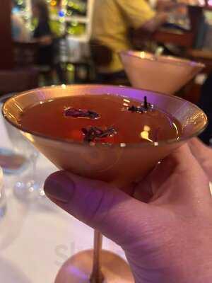 Luna Food & Wine Aka Luna @ Kahuna