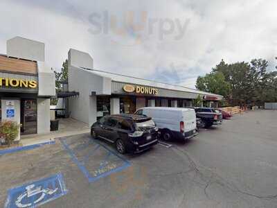 Royal Pastries & Doughnuts