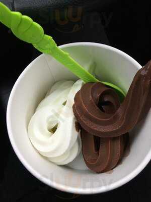 Menchie's Frozen Yogurt