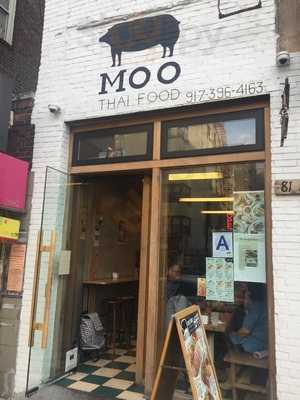 Moo Thai Food