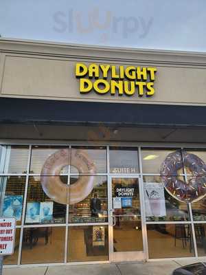 Daylight Donuts