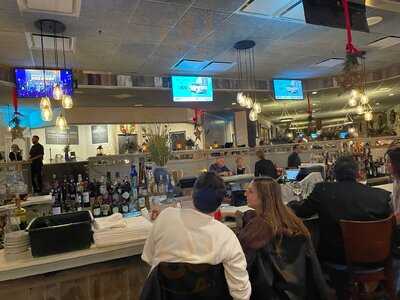 Rooney's Oceanfront Restaurant