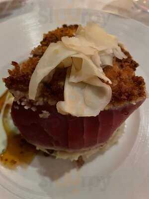 Rooney's Oceanfront Restaurant