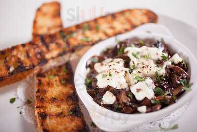 Arrowhead Restaurant & Bar