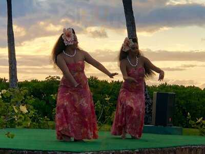 Paradise Cove Luau