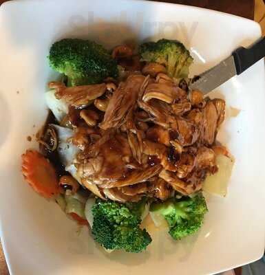 Thai Thai Cocoa Village