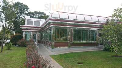 New Forum Diner Restaurant