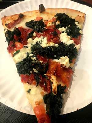 New York's Upper Crust Pizza