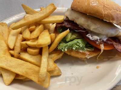 Tillamook Ice Creamery And Restaurant