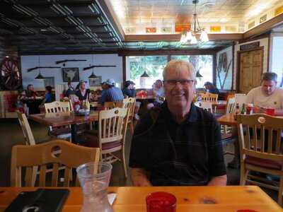 Bubba's Bar-b-que Restaurant