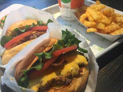 Shake Shack Tysons Corner