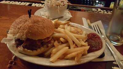 Stones Pub And Eatery