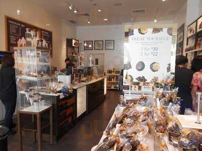 Godiva Chocolatier