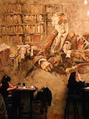 James Joyce Irish Pub & Eatery