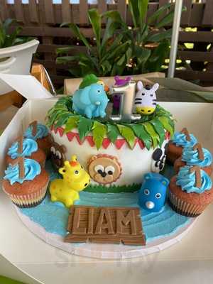 Cupcake And Things Bakery