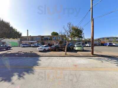 Maile Wat Get Kitchen