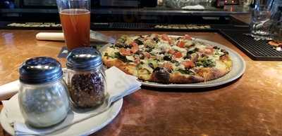 Gemini Bar And Grill