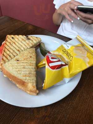 Apple Spice Cafe And Bakery