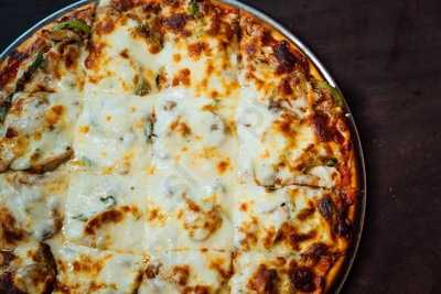 Evviva Pizzeria & Cafe